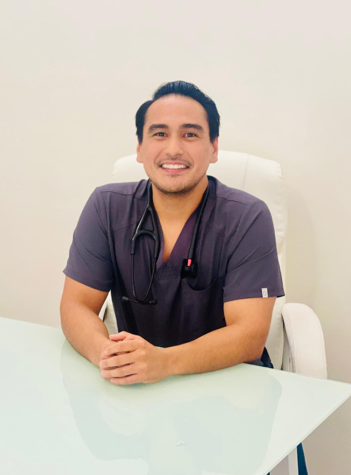Dr. Guillermo Pérez Flores